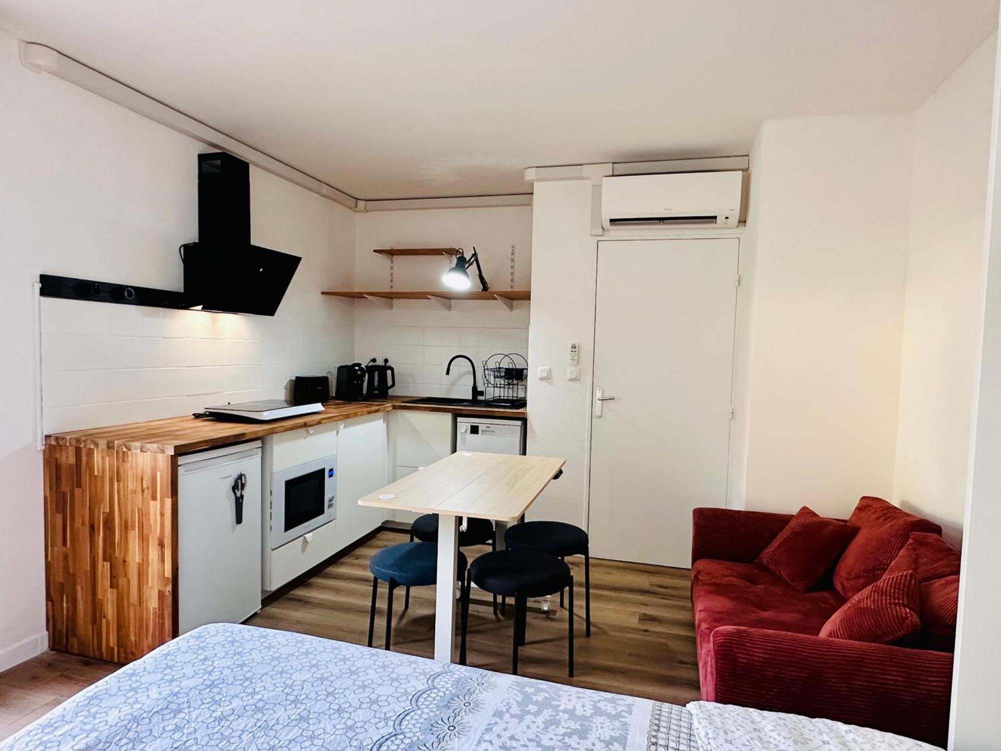 Apartment 40M2-Air Conditioning-Elevator-Underground Parking-Self Checkin! Appart Climatise 40M2-Ascenseur-Parking Souterrain -Arrivee Autonome อาวีญง ภายนอก รูปภาพ